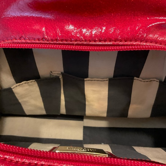 Vivienne Westwood Jasmine Red Patent Leather Handbag with Gold Glitter Detail - Picture 11 of 16